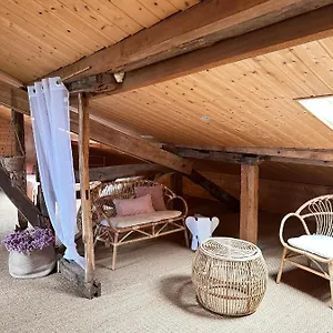 https://la-bourgeoise.midi-pyreneeshotels.com